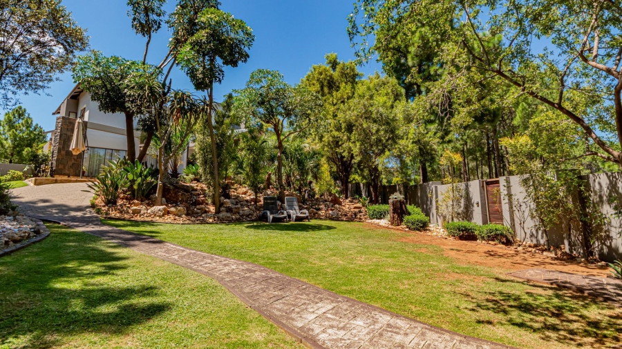 5 Bedroom Property for Sale in Eye of Africa Gauteng