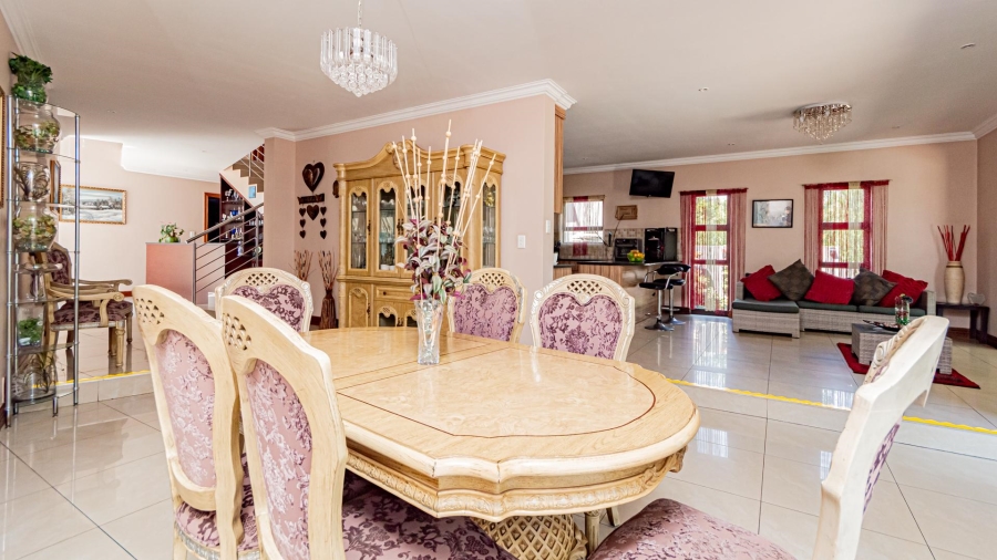 5 Bedroom Property for Sale in Eye of Africa Gauteng
