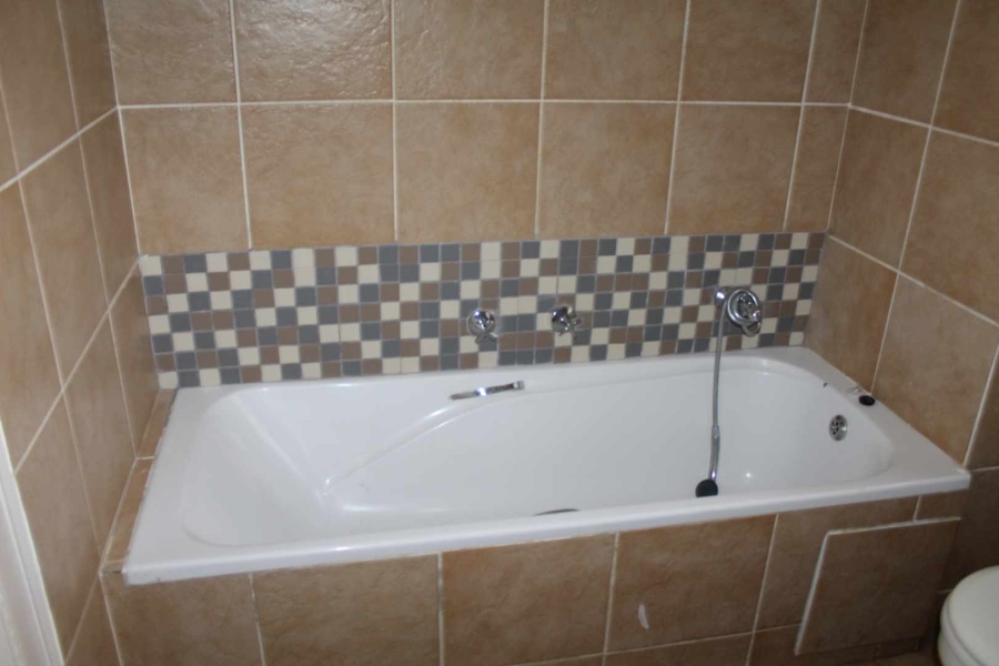 To Let 2 Bedroom Property for Rent in Annlin Gauteng