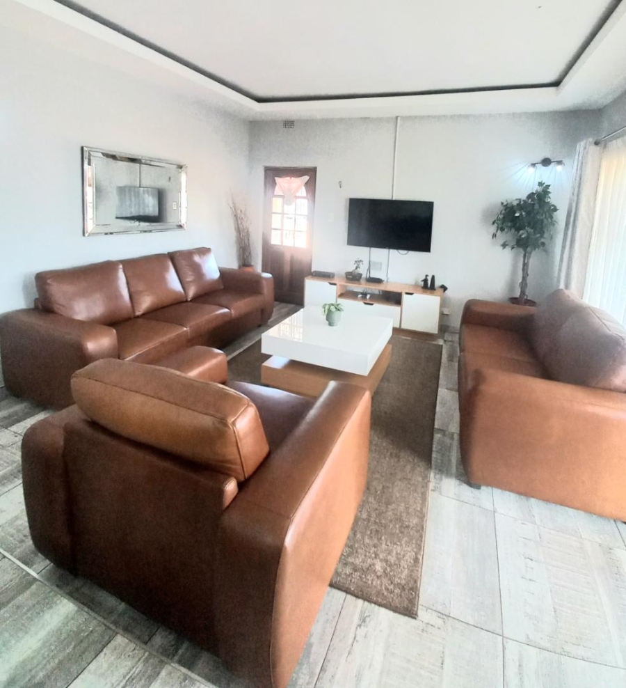 3 Bedroom Property for Sale in Freeway Park Gauteng