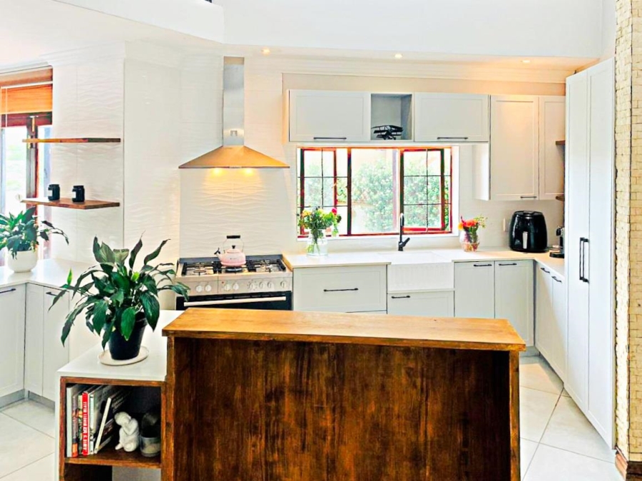 4 Bedroom Property for Sale in Olympus AH Gauteng