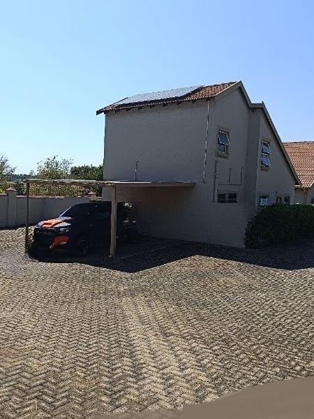 3 Bedroom Property for Sale in Heuwelsig Estate Gauteng