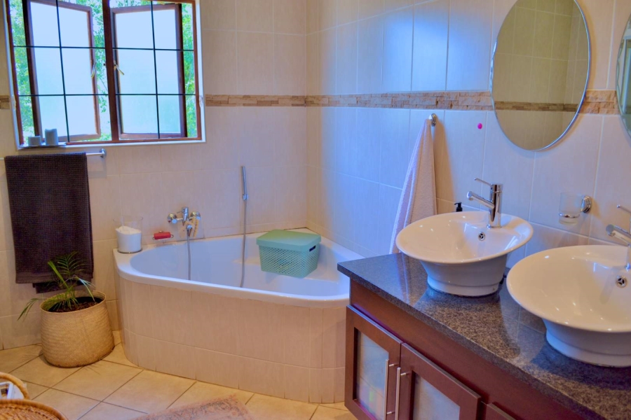 To Let 3 Bedroom Property for Rent in Hazeldean Gauteng