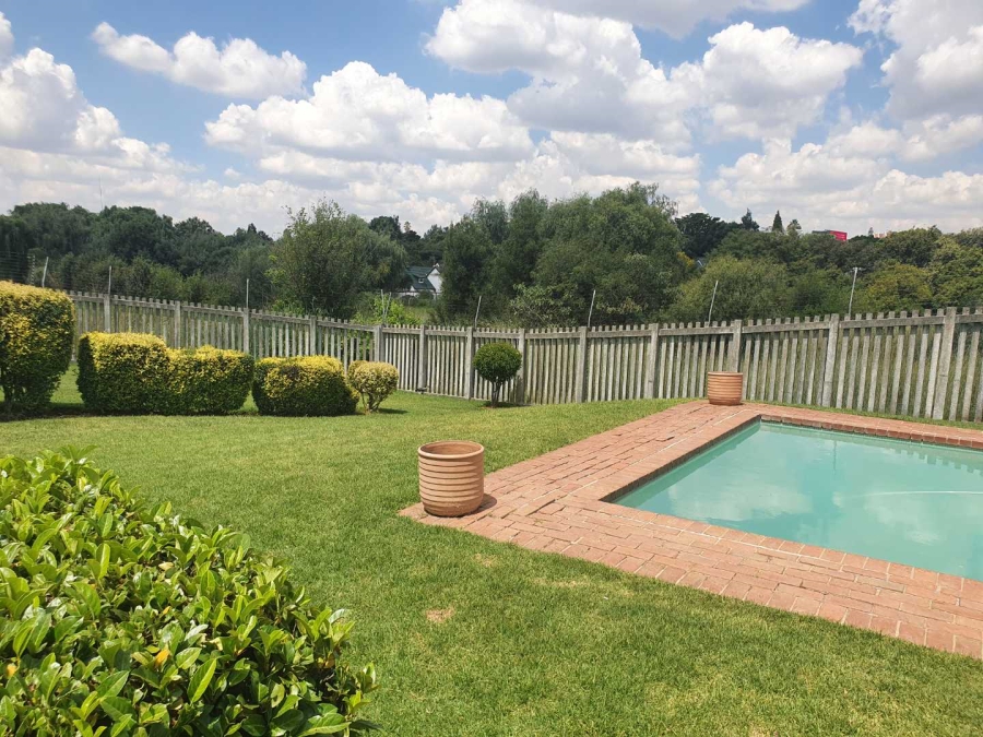 1 Bedroom Property for Sale in Weltevreden Park Gauteng