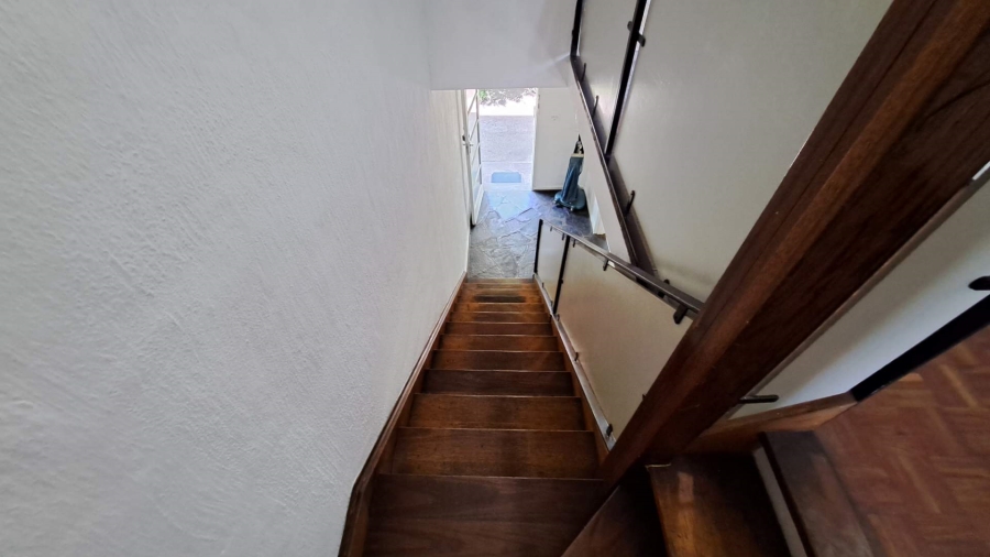 To Let 2 Bedroom Property for Rent in Windsor East Gauteng