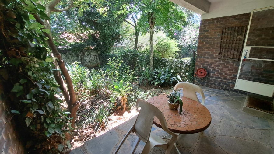 To Let 2 Bedroom Property for Rent in Windsor East Gauteng