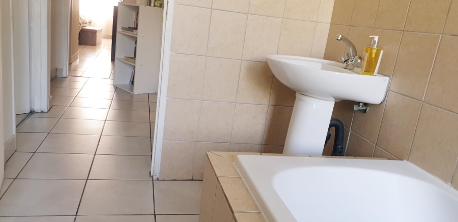 2 Bedroom Property for Sale in Sundowner Gauteng