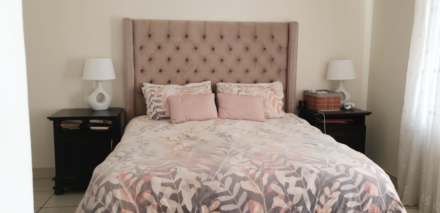 2 Bedroom Property for Sale in Sundowner Gauteng