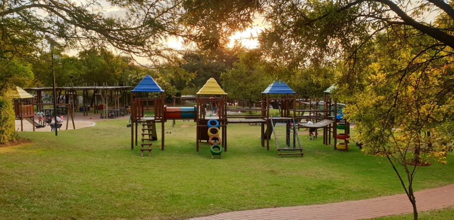 2 Bedroom Property for Sale in Jackal Creek Golf Estate Gauteng