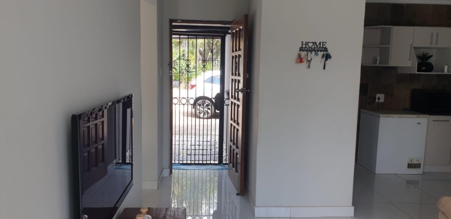 3 Bedroom Property for Sale in Rooihuiskraal Gauteng