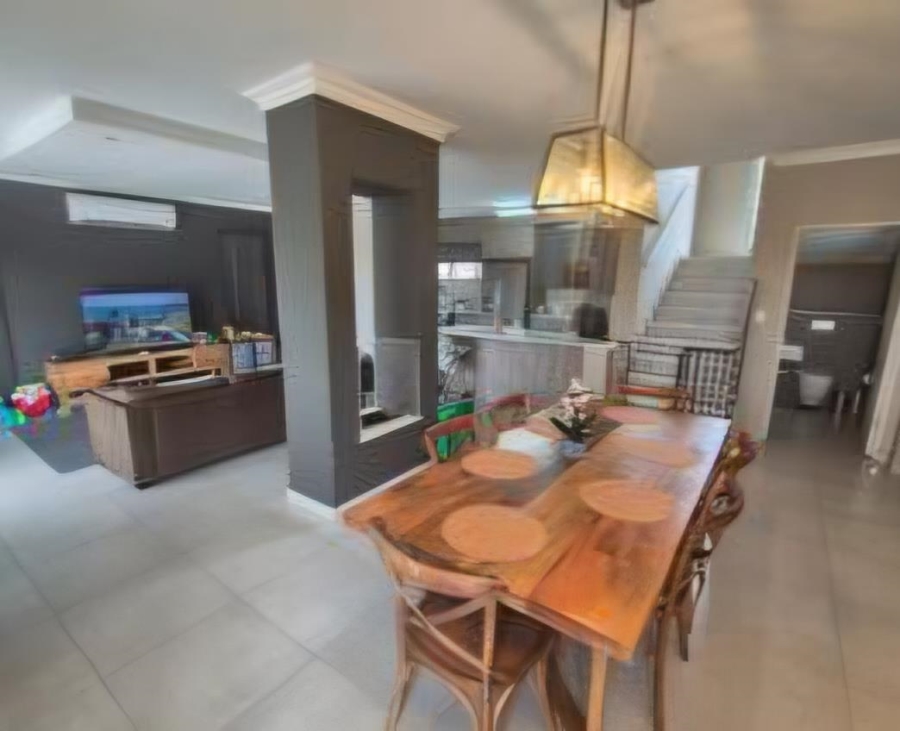 4 Bedroom Property for Sale in Sinoville Gauteng