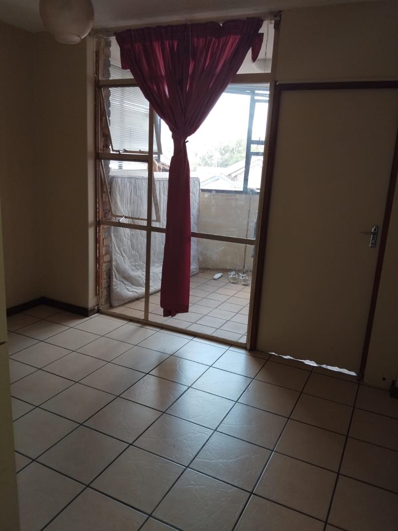 2 Bedroom Property for Sale in Silverton Gauteng