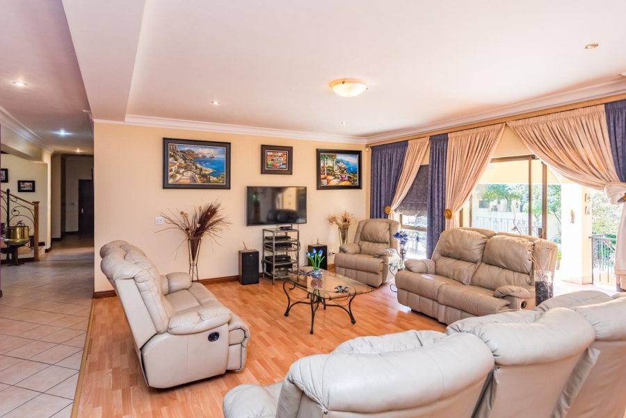 4 Bedroom Property for Sale in Ruimsig Gauteng