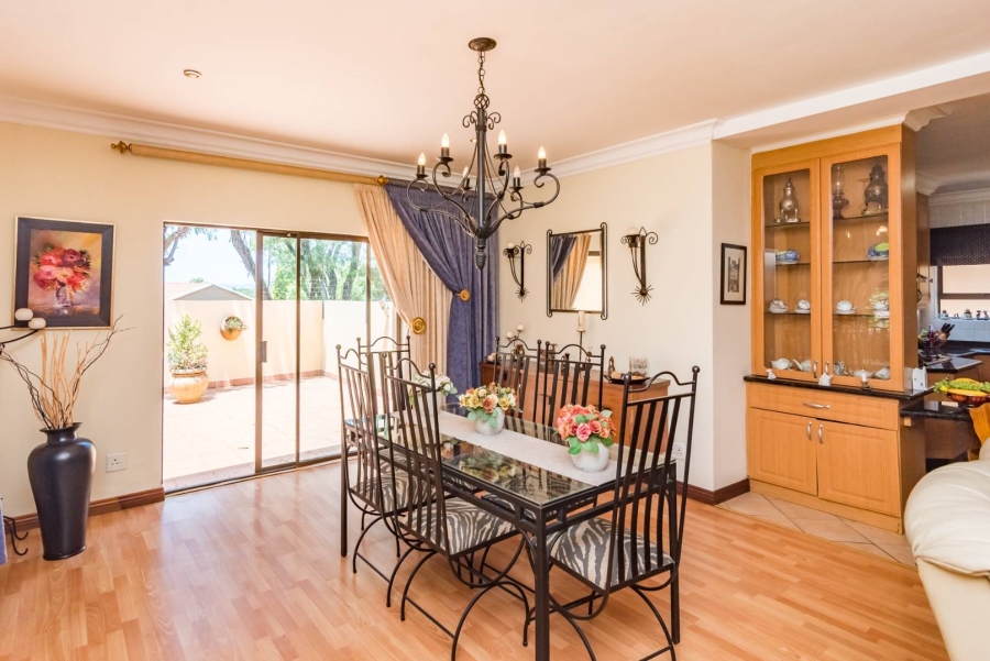 4 Bedroom Property for Sale in Ruimsig Gauteng