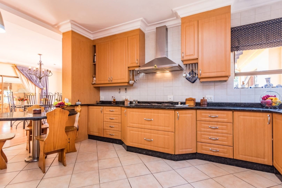 4 Bedroom Property for Sale in Ruimsig Gauteng