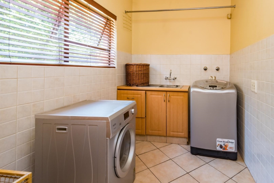 4 Bedroom Property for Sale in Ruimsig Gauteng