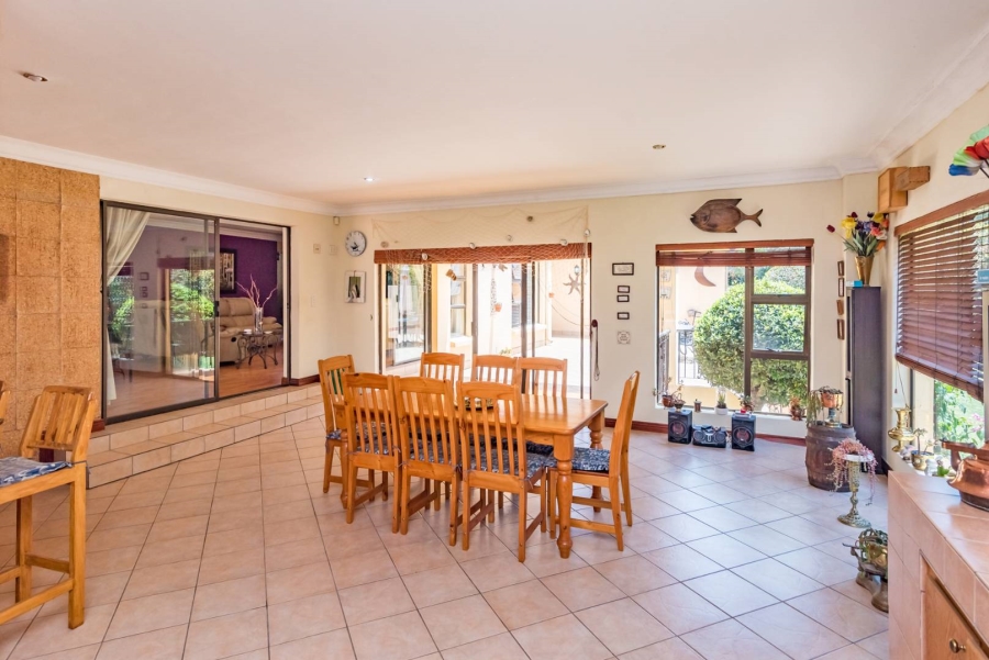 4 Bedroom Property for Sale in Ruimsig Gauteng