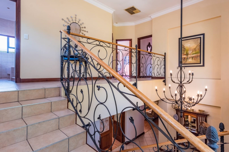 4 Bedroom Property for Sale in Ruimsig Gauteng