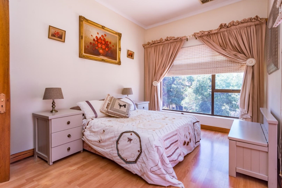 4 Bedroom Property for Sale in Ruimsig Gauteng