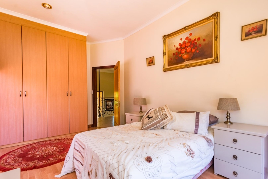 4 Bedroom Property for Sale in Ruimsig Gauteng