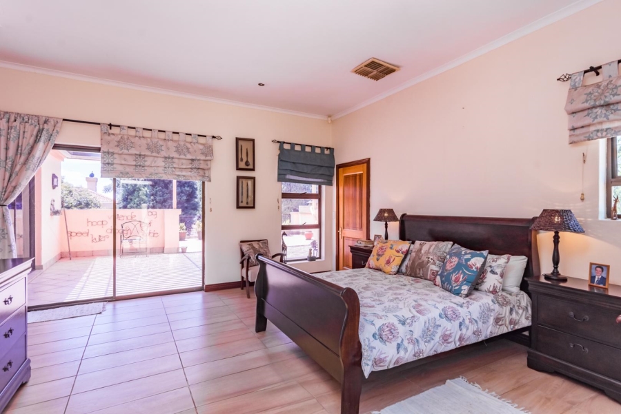 4 Bedroom Property for Sale in Ruimsig Gauteng