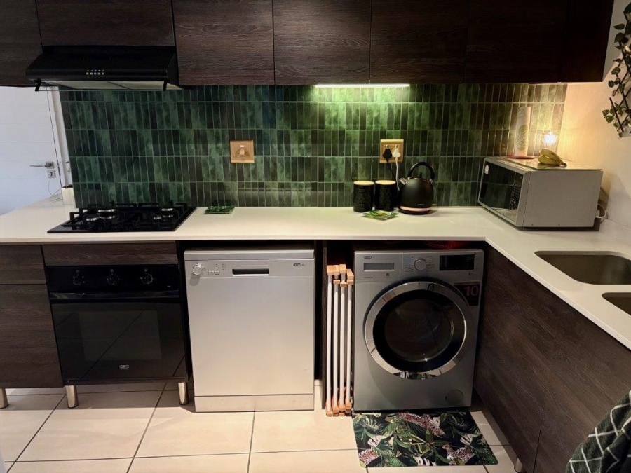 1 Bedroom Property for Sale in Equestria Gauteng