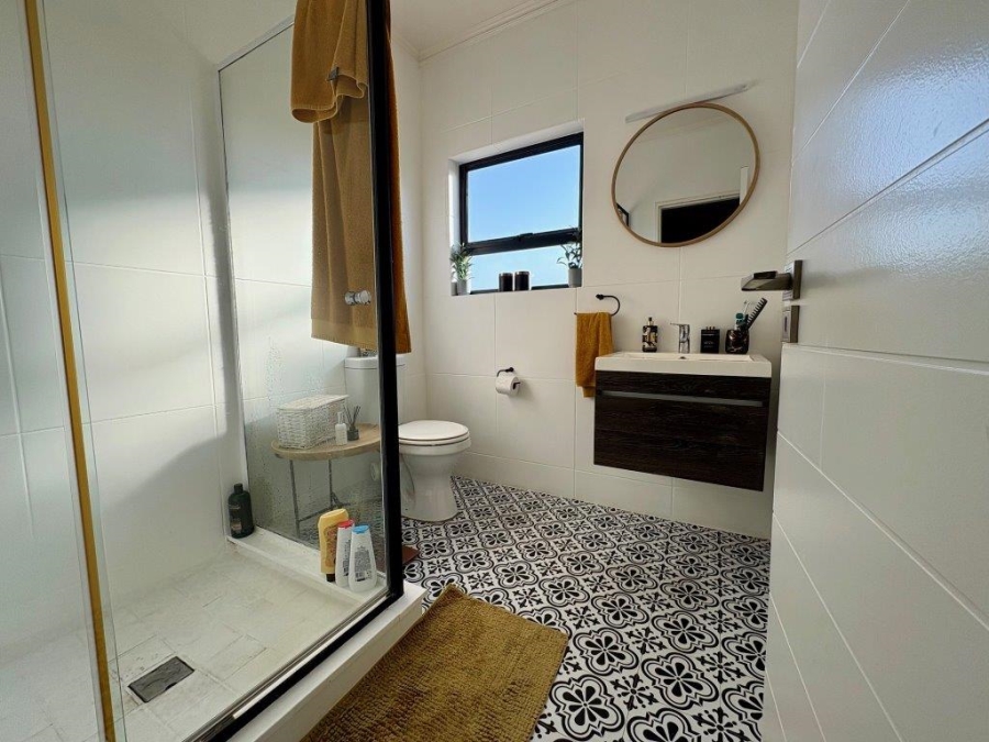 1 Bedroom Property for Sale in Equestria Gauteng