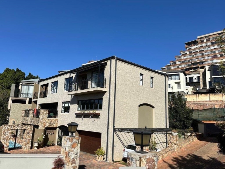 4 Bedroom Property for Sale in Murrayfield Gauteng