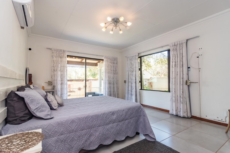 11 Bedroom Property for Sale in Hekpoort Gauteng