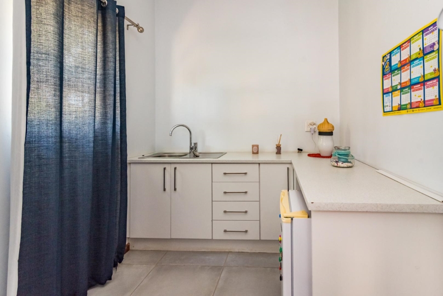 11 Bedroom Property for Sale in Hekpoort Gauteng