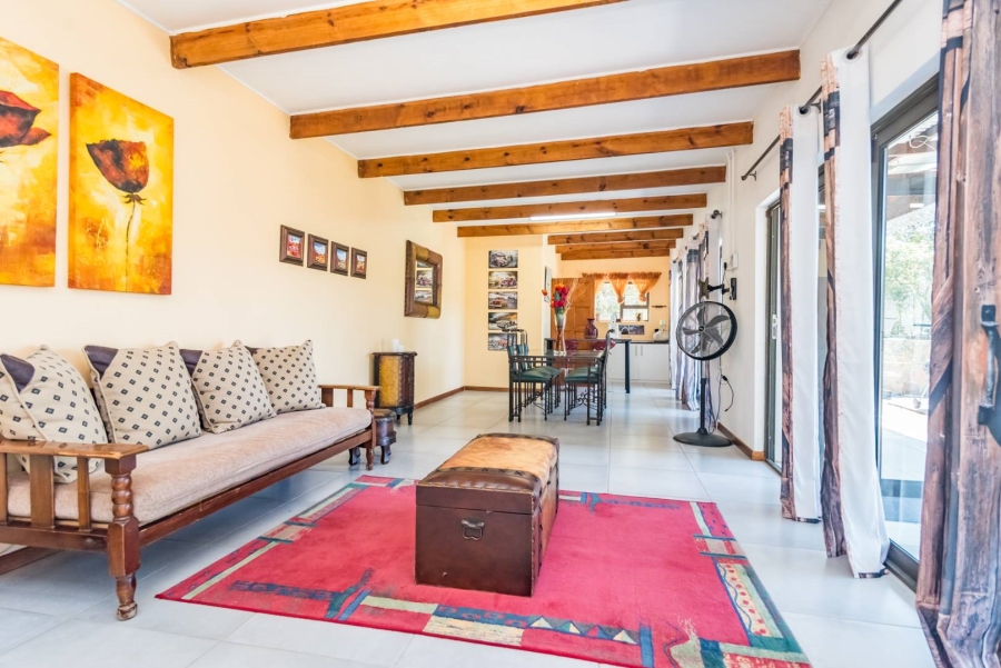 11 Bedroom Property for Sale in Hekpoort Gauteng