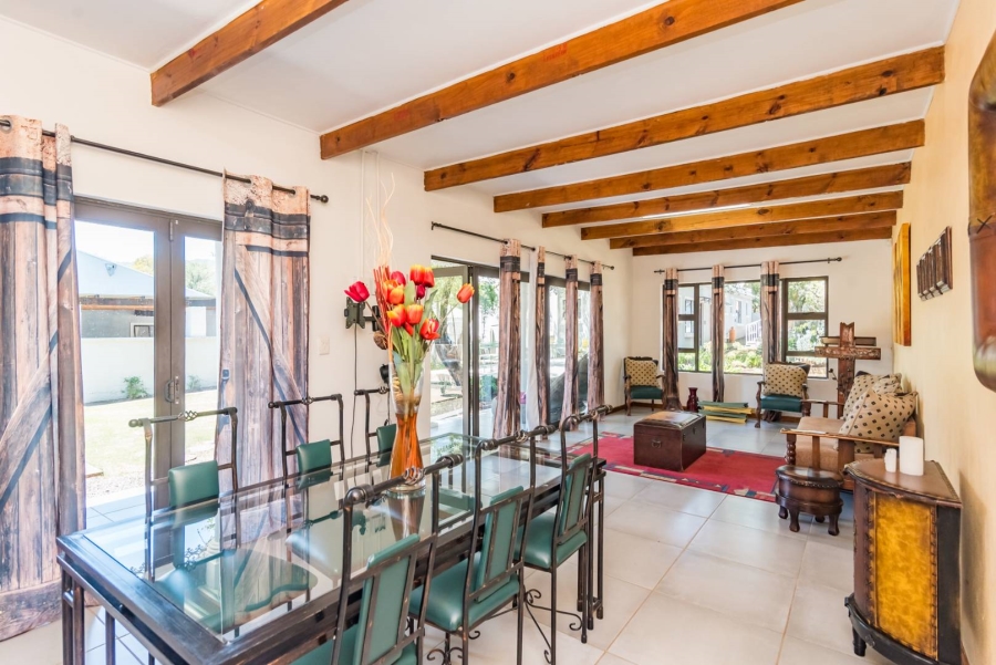 11 Bedroom Property for Sale in Hekpoort Gauteng