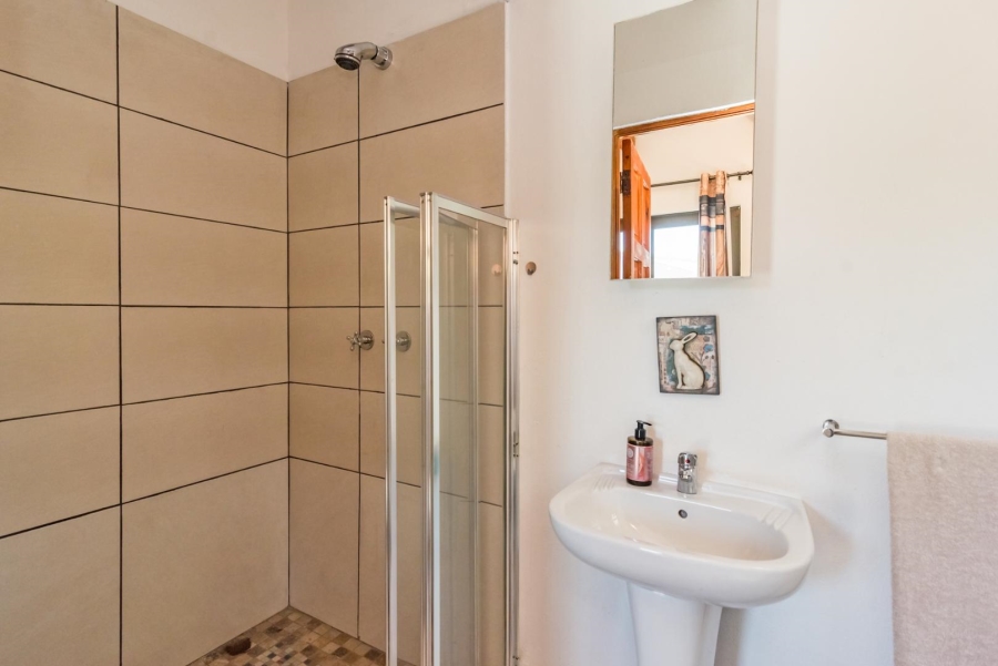 11 Bedroom Property for Sale in Hekpoort Gauteng