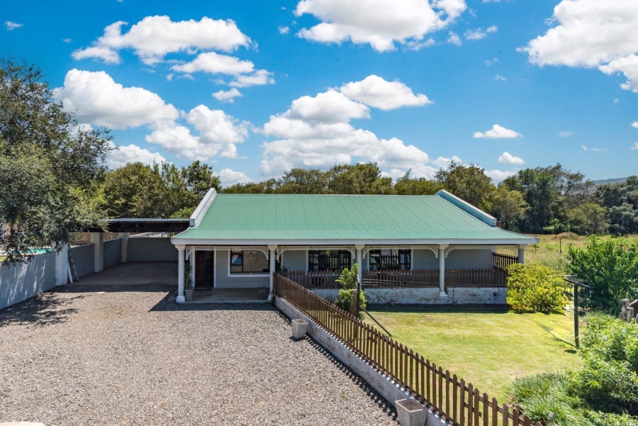 11 Bedroom Property for Sale in Hekpoort Gauteng