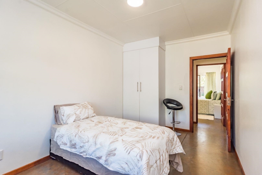 11 Bedroom Property for Sale in Hekpoort Gauteng