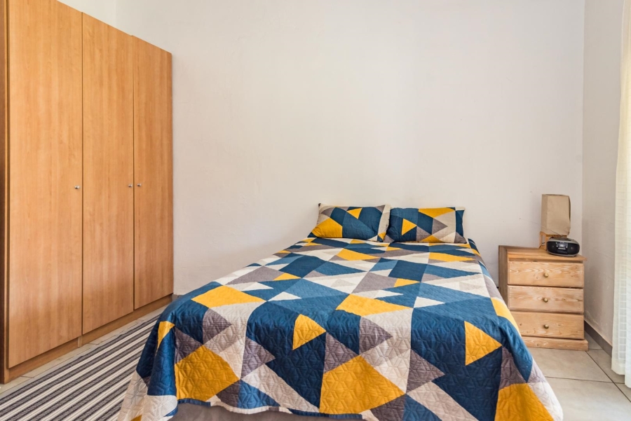 11 Bedroom Property for Sale in Hekpoort Gauteng