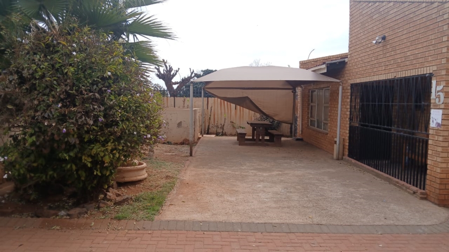 3 Bedroom Property for Sale in Palm Ridge Gauteng