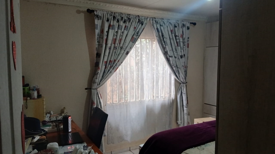 3 Bedroom Property for Sale in Palm Ridge Gauteng