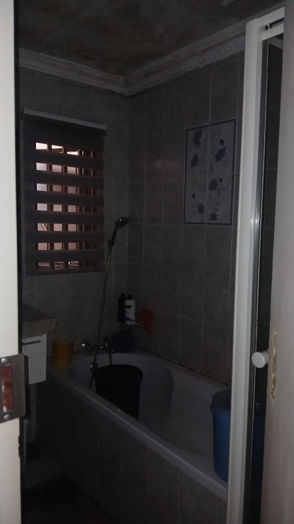 3 Bedroom Property for Sale in Palm Ridge Gauteng