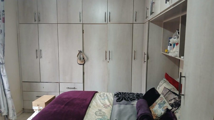 3 Bedroom Property for Sale in Palm Ridge Gauteng