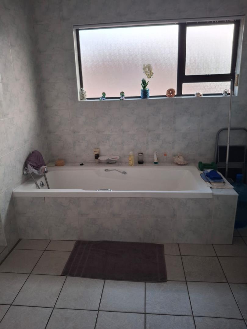 0 Bedroom Property for Sale in The Hill Gauteng