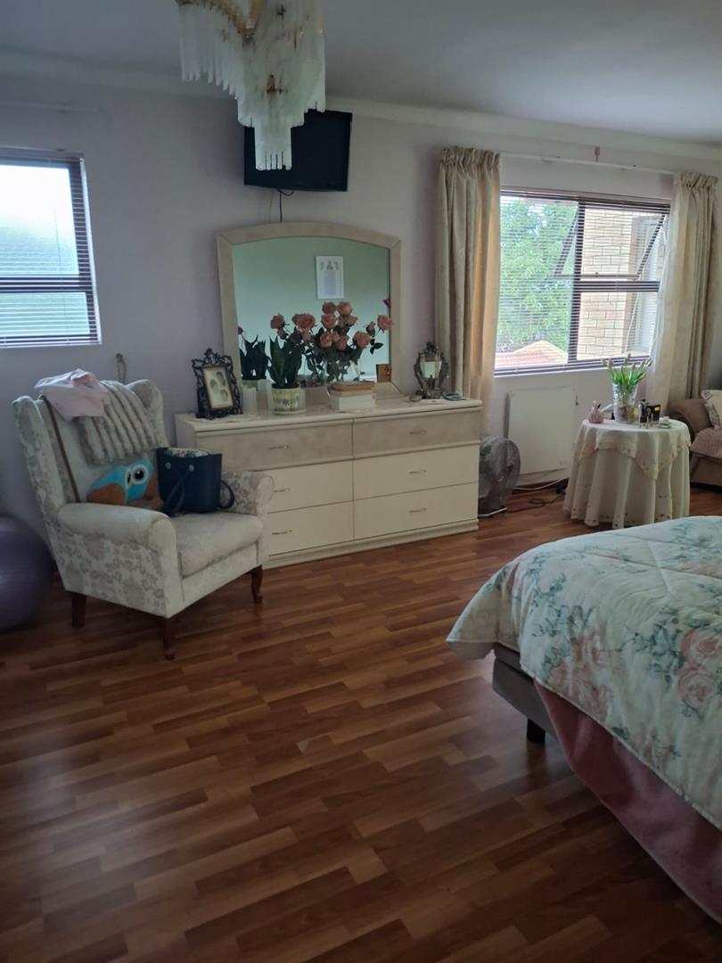 0 Bedroom Property for Sale in The Hill Gauteng