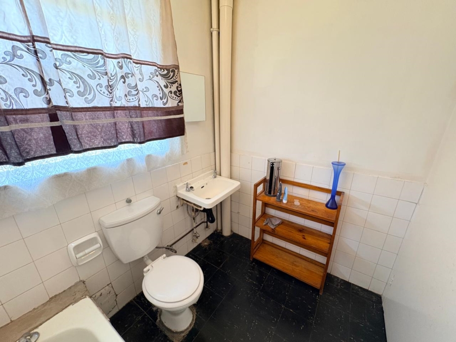 2 Bedroom Property for Sale in Bellavista South Gauteng