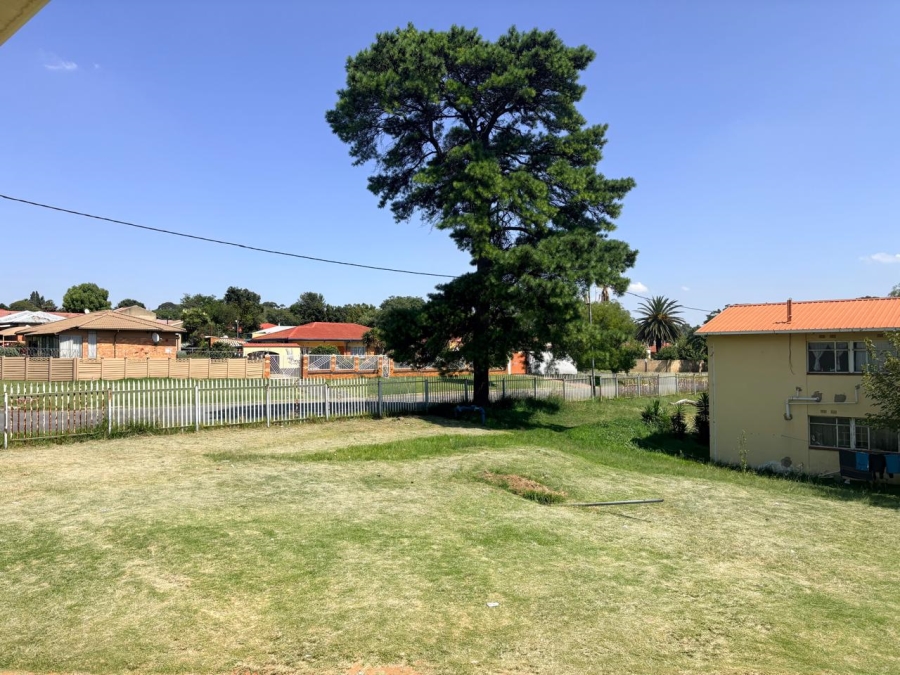 2 Bedroom Property for Sale in Bellavista South Gauteng