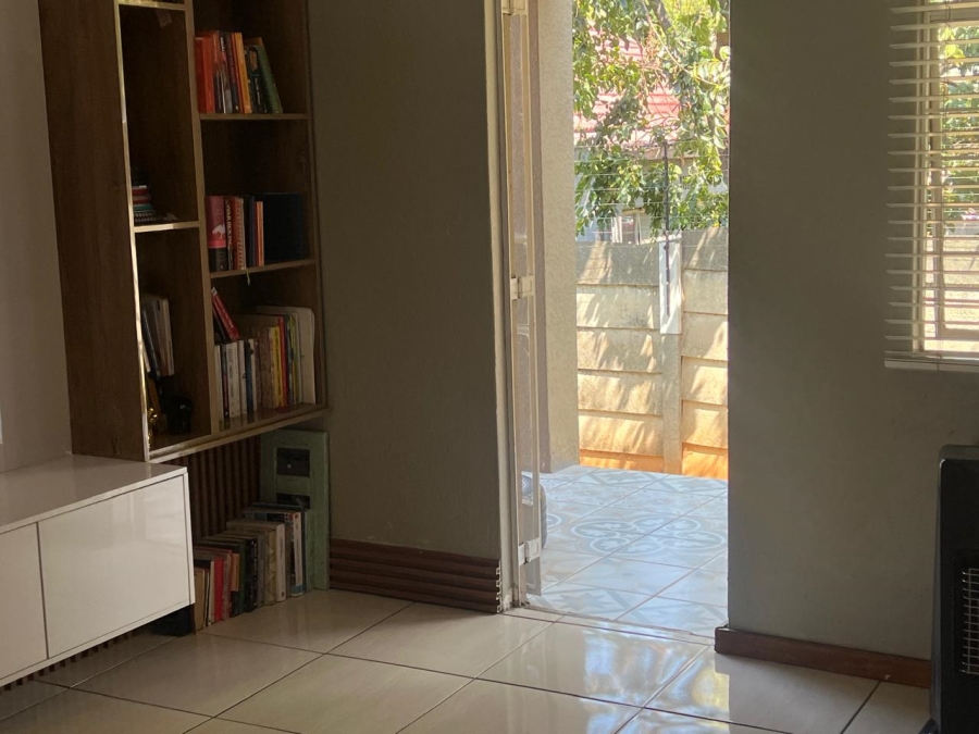 2 Bedroom Property for Sale in Florentia Gauteng