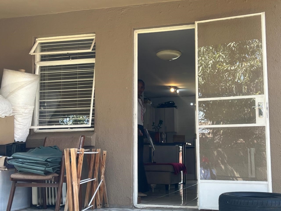 2 Bedroom Property for Sale in Florentia Gauteng