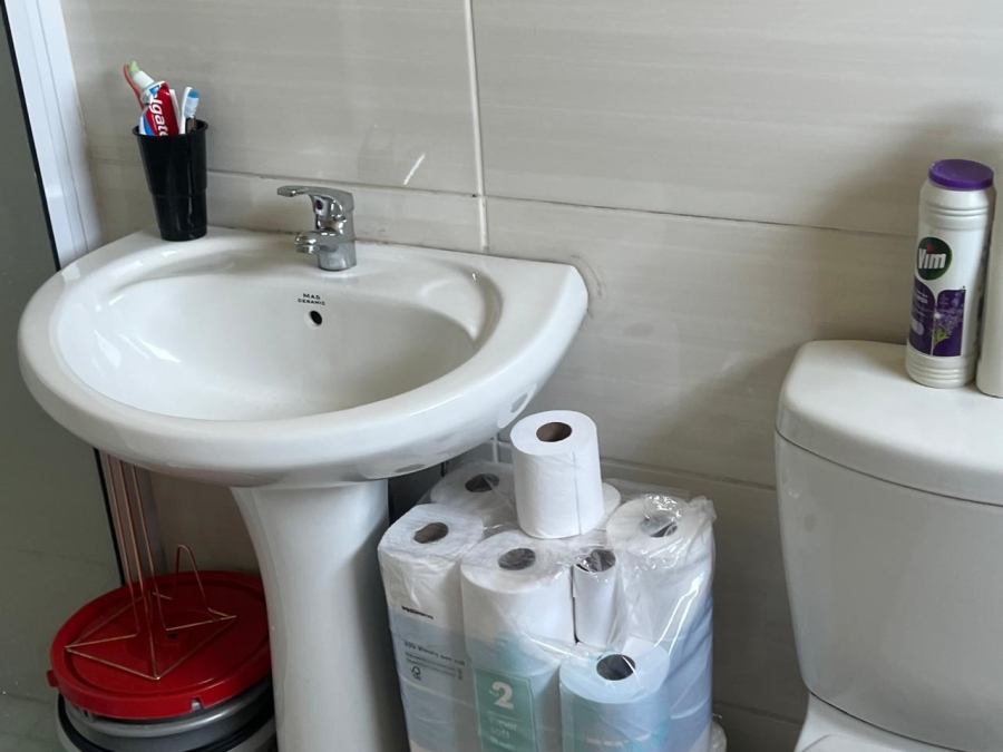 2 Bedroom Property for Sale in Florentia Gauteng