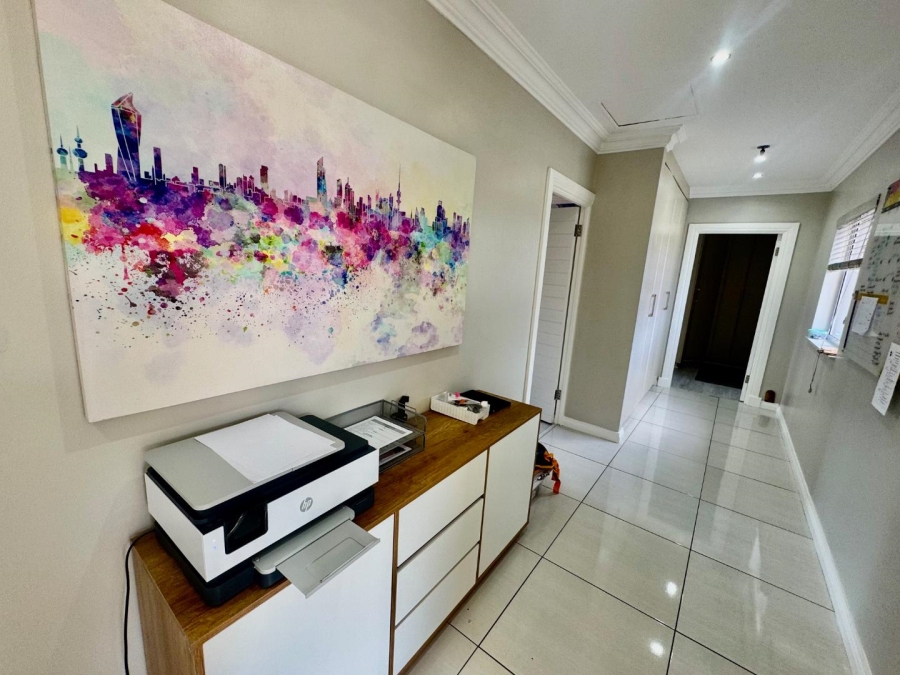 3 Bedroom Property for Sale in Beyerspark Gauteng