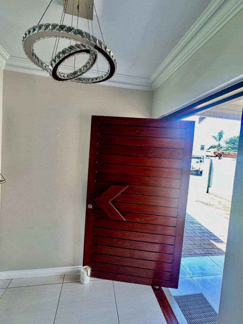 3 Bedroom Property for Sale in Beyerspark Gauteng