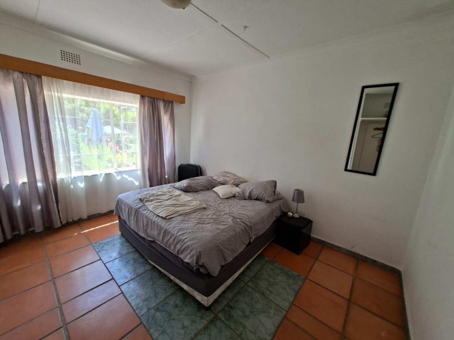 To Let 2 Bedroom Property for Rent in Fontainebleau Gauteng